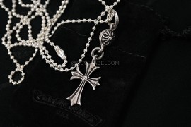 Chrome Hearts Classic Cross Pendant Necklace (1)